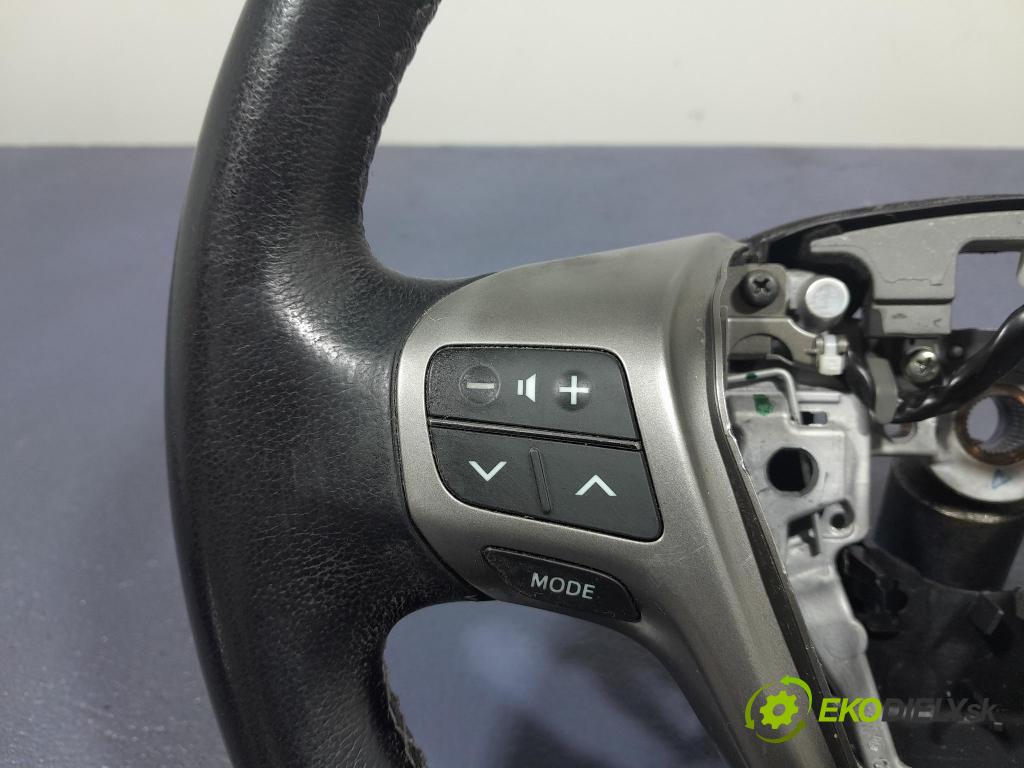 Toyota Avensis 2011 volant 45100-05671