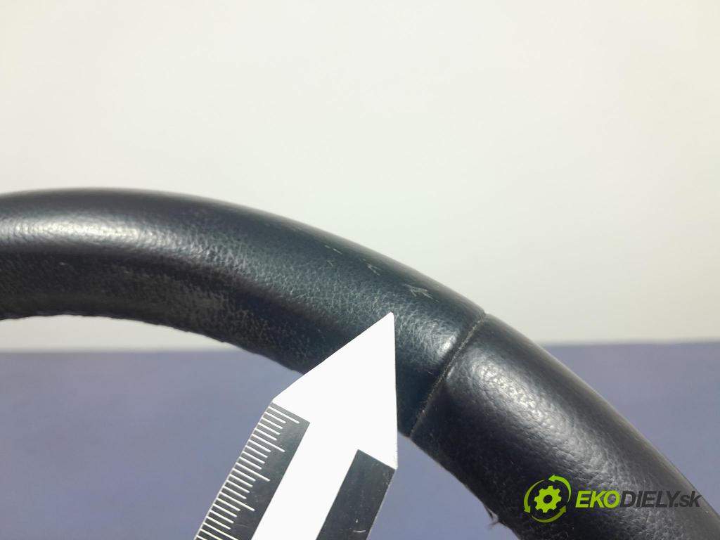 Toyota Avensis 2011 volant 45100-05671
