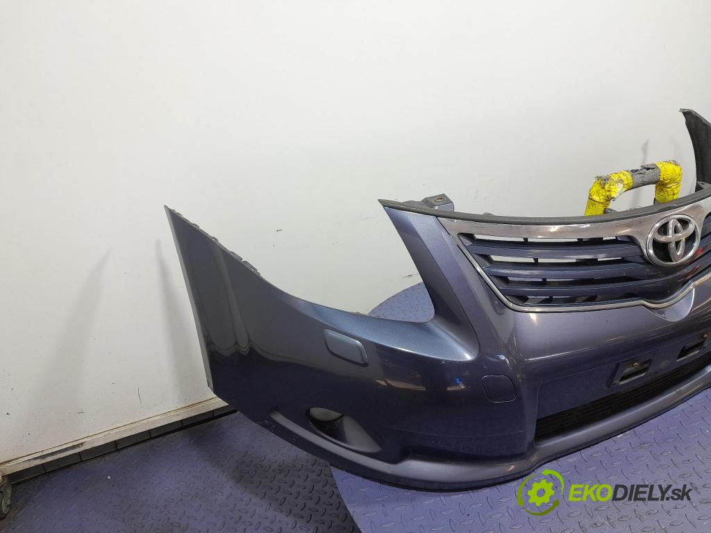 Toyota Avensis 2011 nárazník Predné