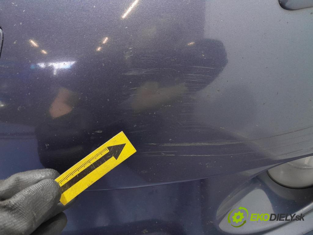 Toyota Avensis 2011 nárazník Predné