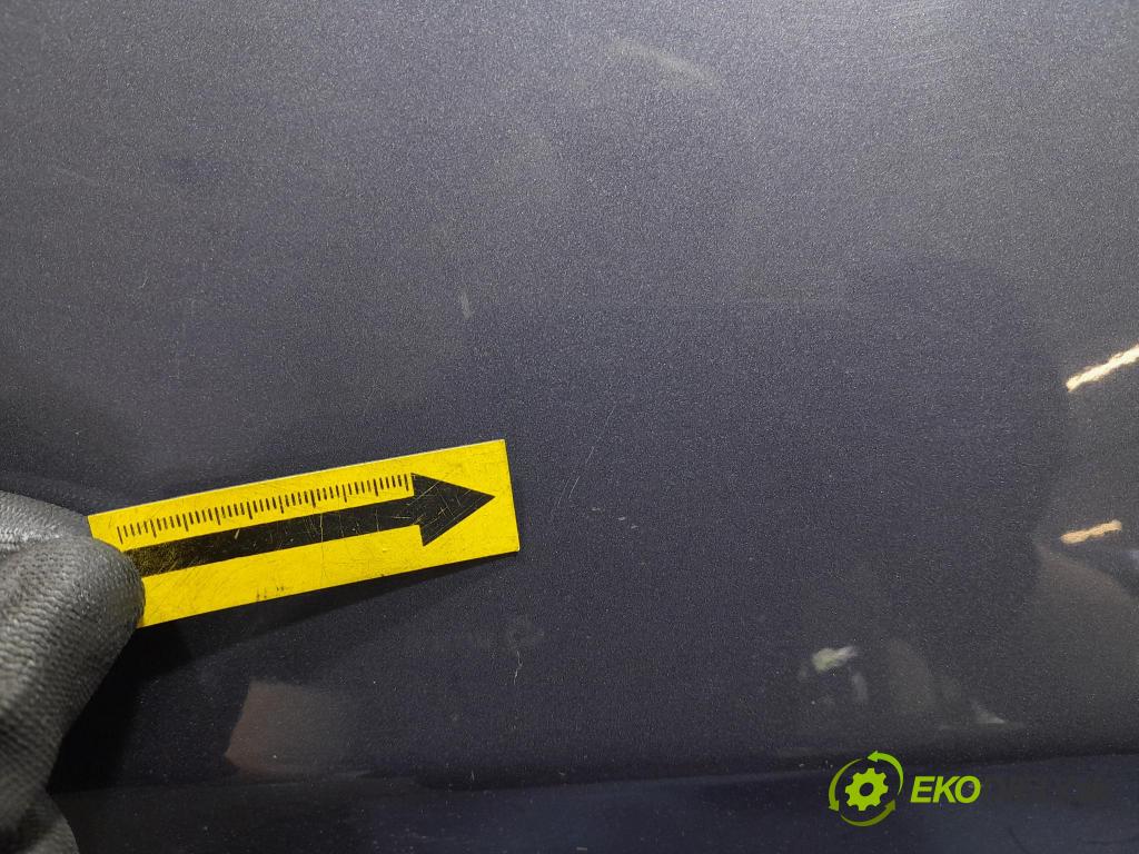Toyota Avensis 2011 dvere Predné pravé