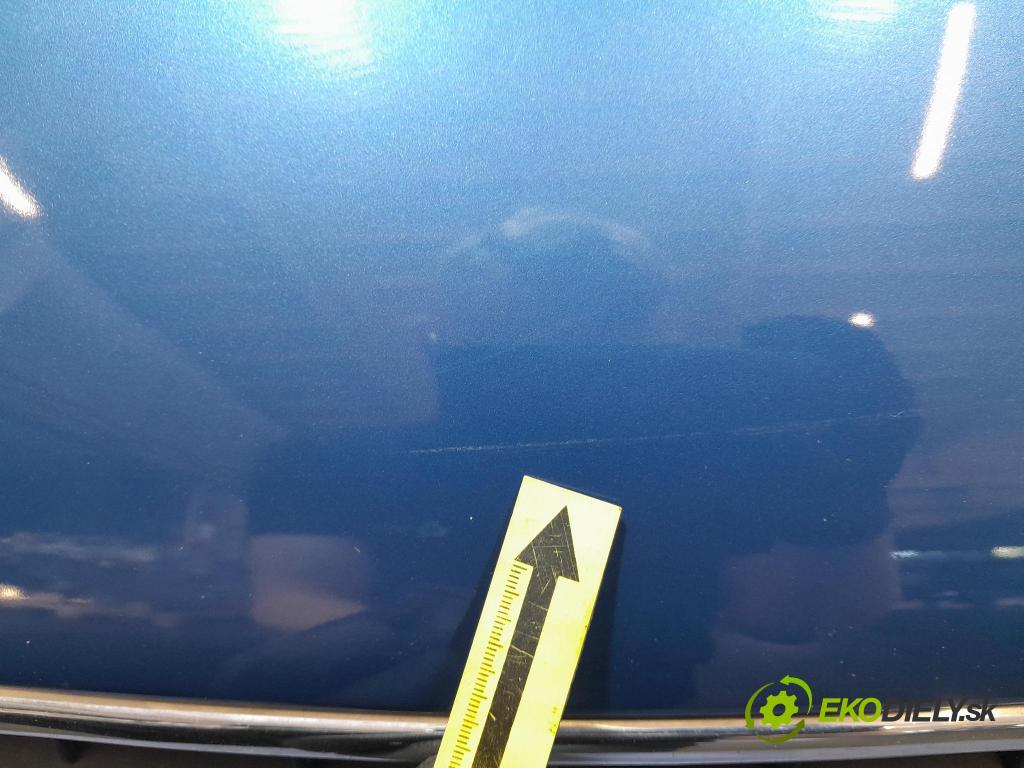 Audi A4 2001 kapota přední: