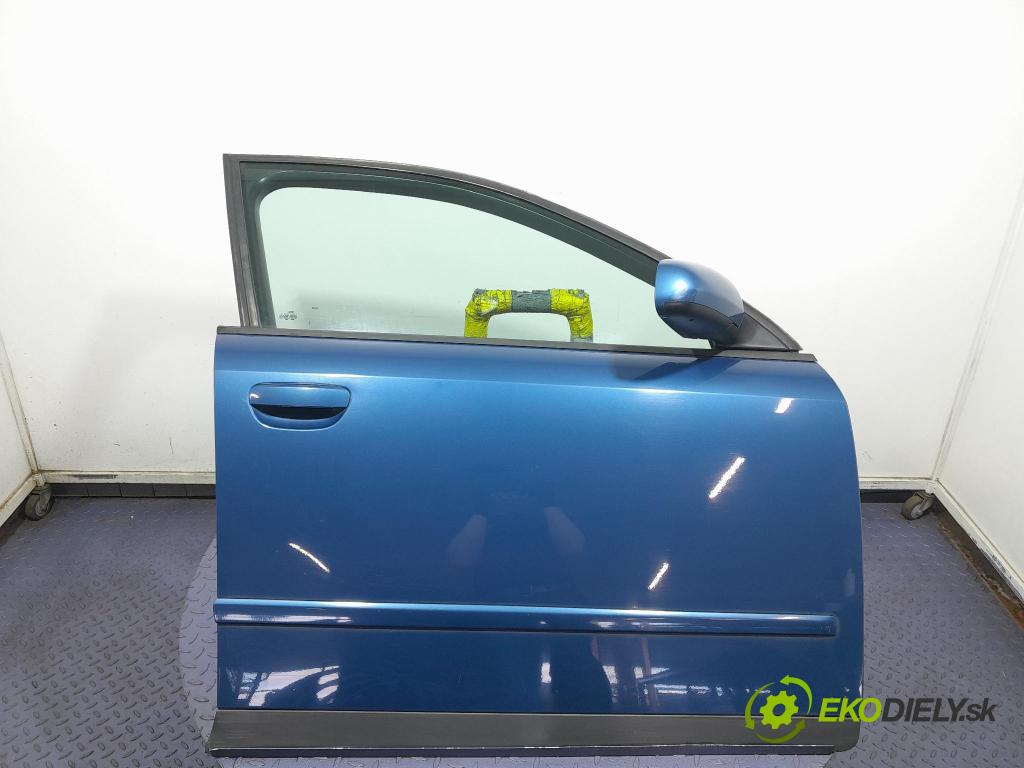 Audi A4 2001 dvere Predné pravé