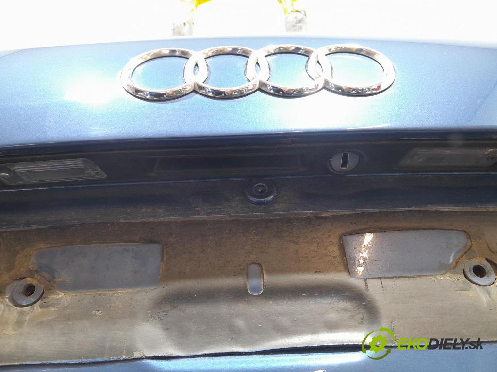 Audi A4 2001 zadna dveře kufra: kufra: