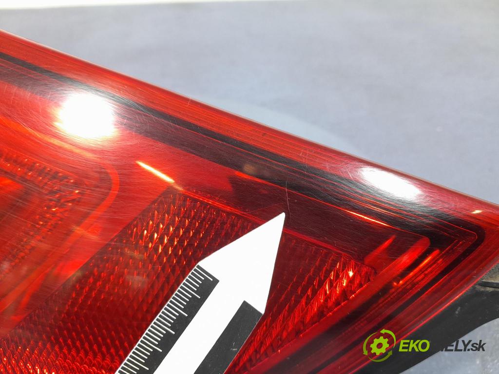 Nissan Qashqai 2017 svetlo / reflektor zad ľavá Vnútri: 265554EA5C