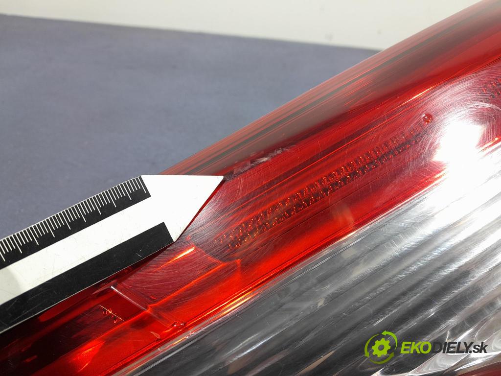 Nissan Qashqai 2017 svetlo / reflektor zad ľavá Vonkajsia: 265554EA0A