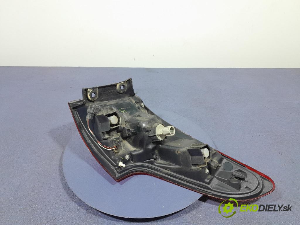 Nissan Qashqai 2017 svetlo / reflektor zad ľavá Vonkajsia: 265554EA0A