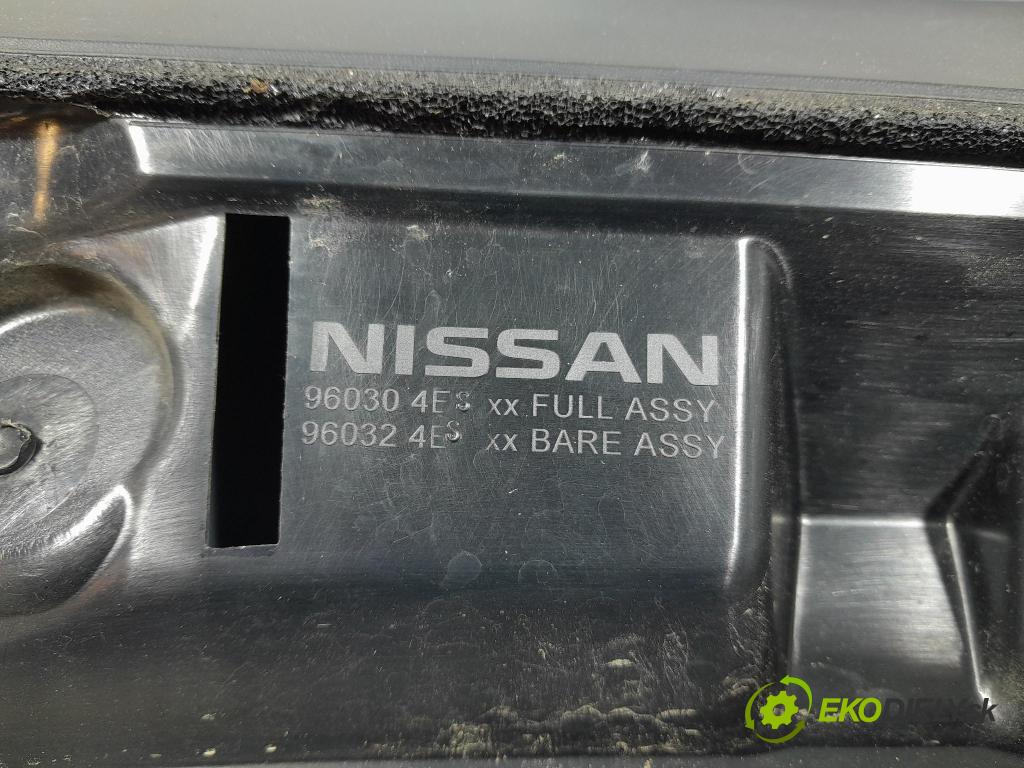 Nissan Qashqai 2017 Spoiler: 960304ES