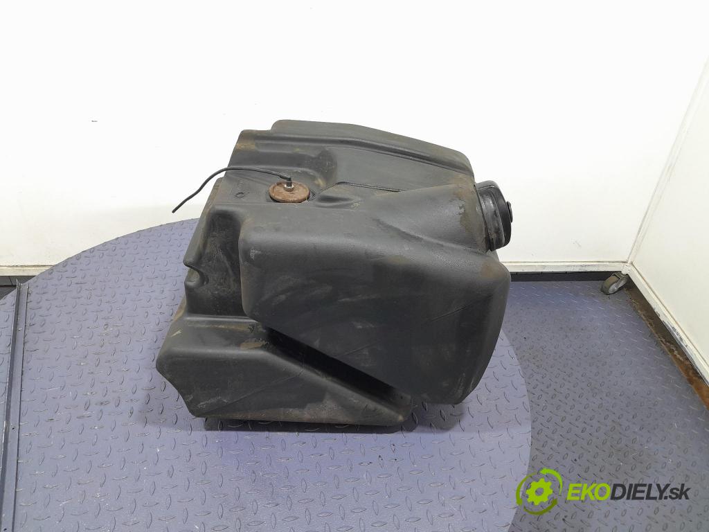 Renault Midlum 2011 Nádrž: paliva 20815419