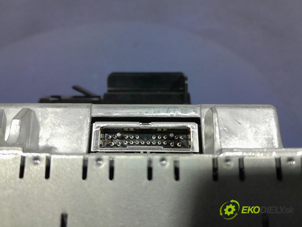 Audi A6 2008 displej Radio / GPS 8T0919603C
