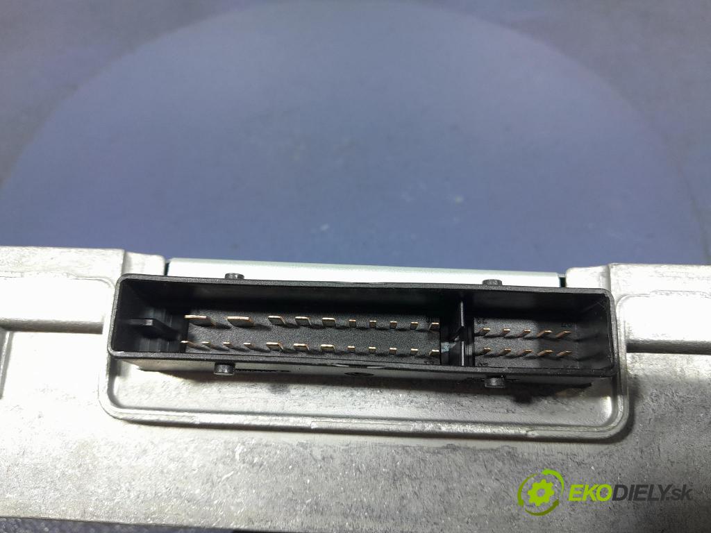 Audi A6 2008 Zesilovač: 4F0910223M