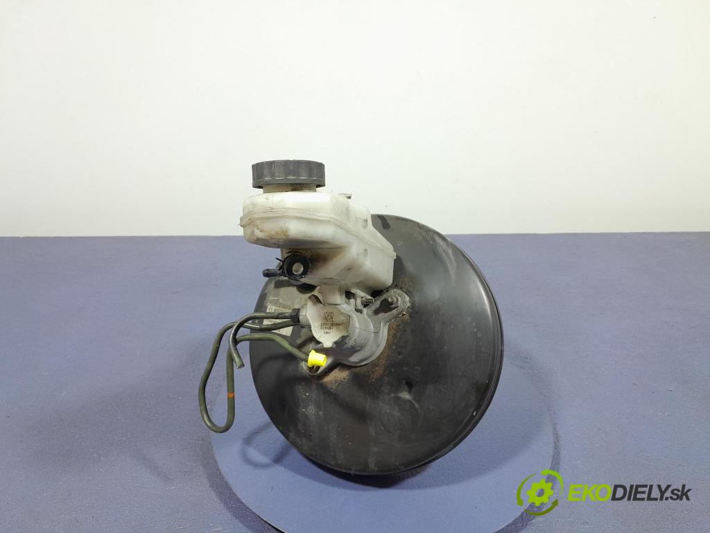 Toyota Avensis 2011 servo Brzdní: 47200-05240-A