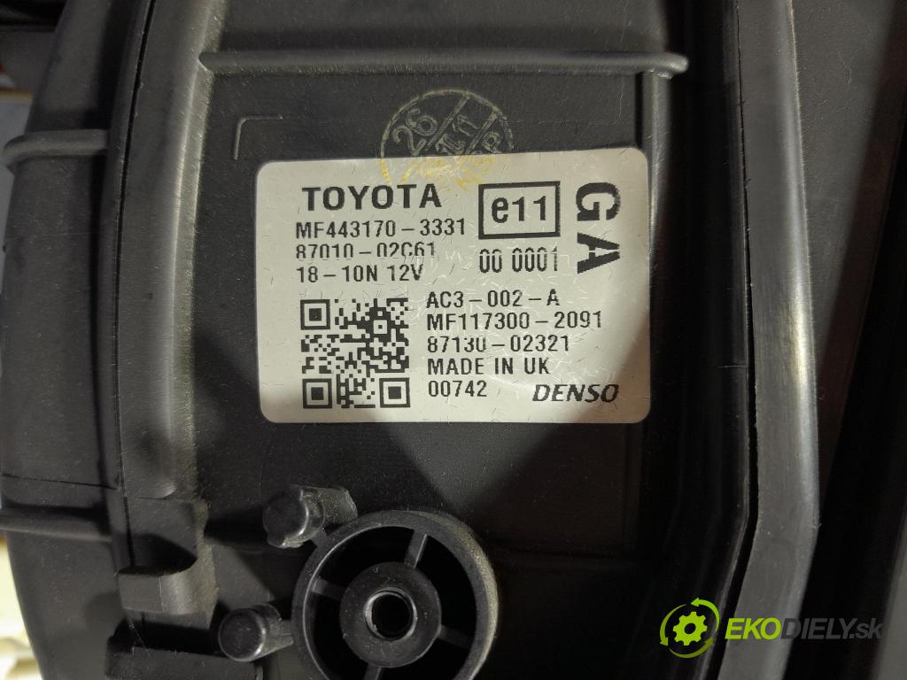 Toyota Avensis 2011 radiátor 87050-02A00