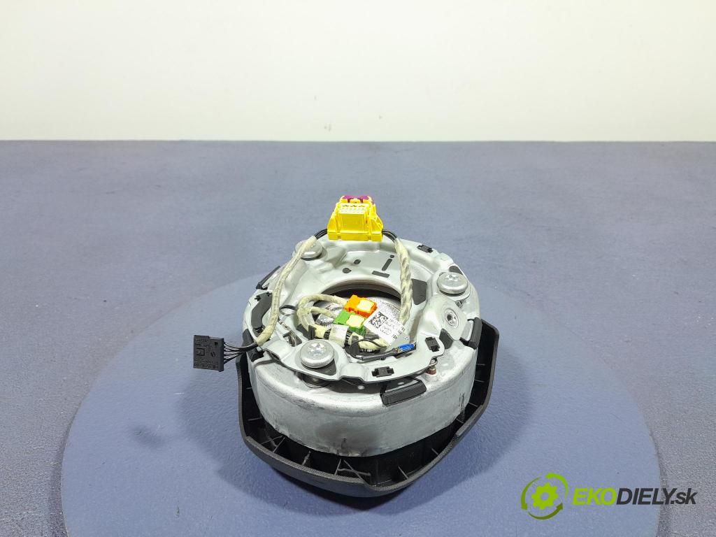 Audi A6 2008 Airbag: Řidiči: x 4F0880201