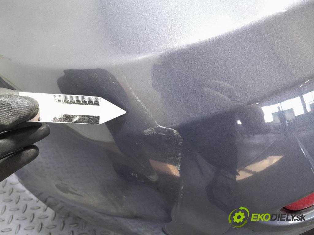 Toyota Avensis 2011 nárazník zad