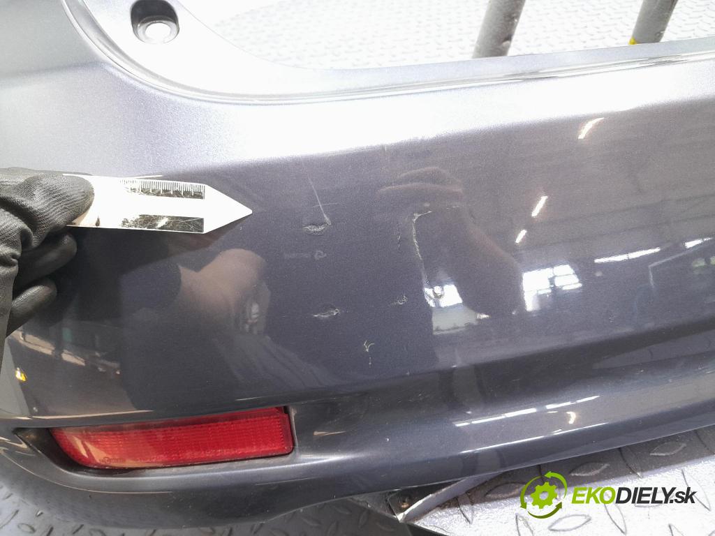 Toyota Avensis 2011 nárazník zad