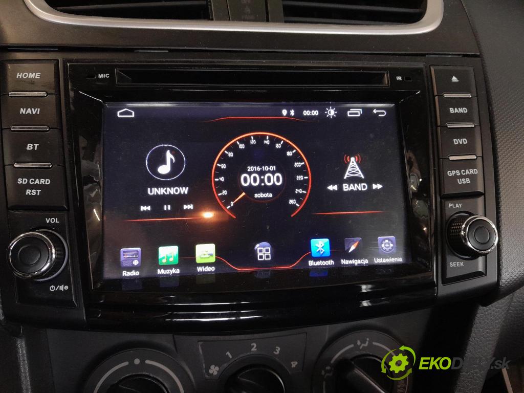 Suzuki Swift 2012 Radio I Navigace: 