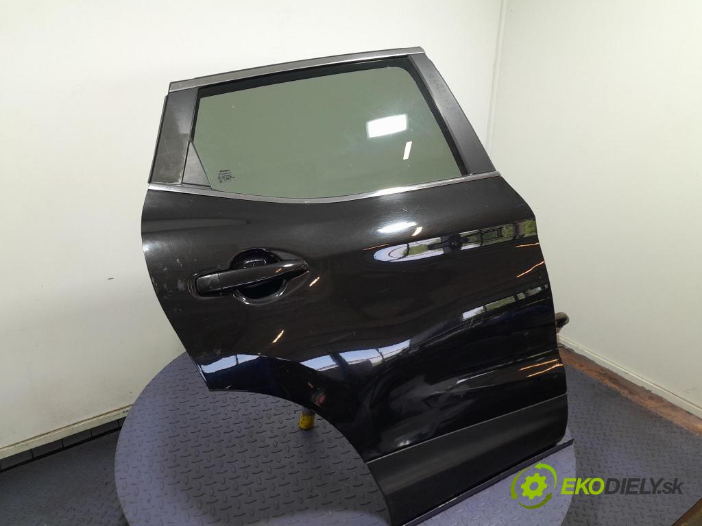 Nissan Qashqai 2017 dvere zad pravé
