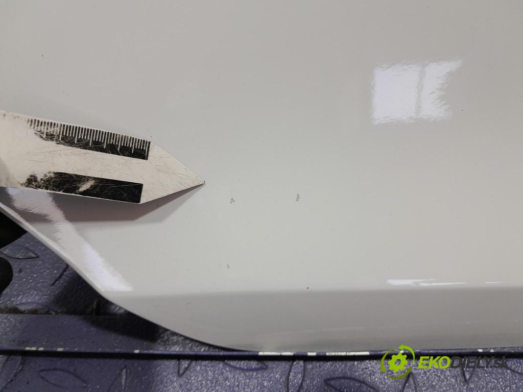 Suzuki Swift 2012 dvere zad pravé