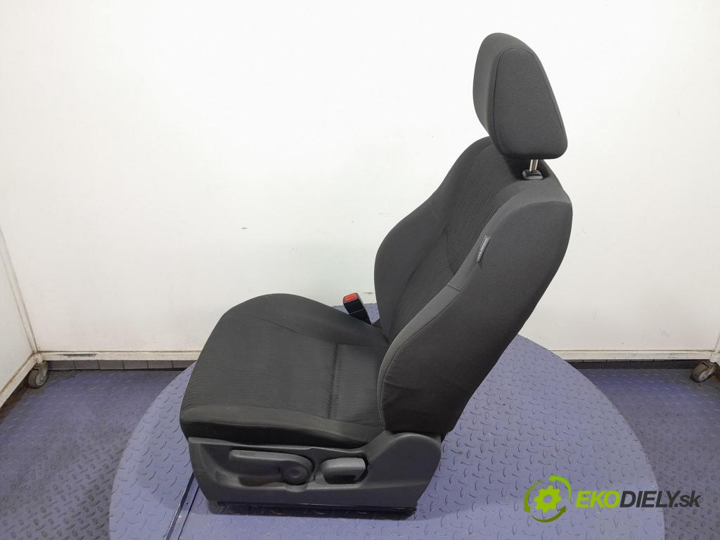 Suzuki Swift 2012 Sedačka Ovládače: