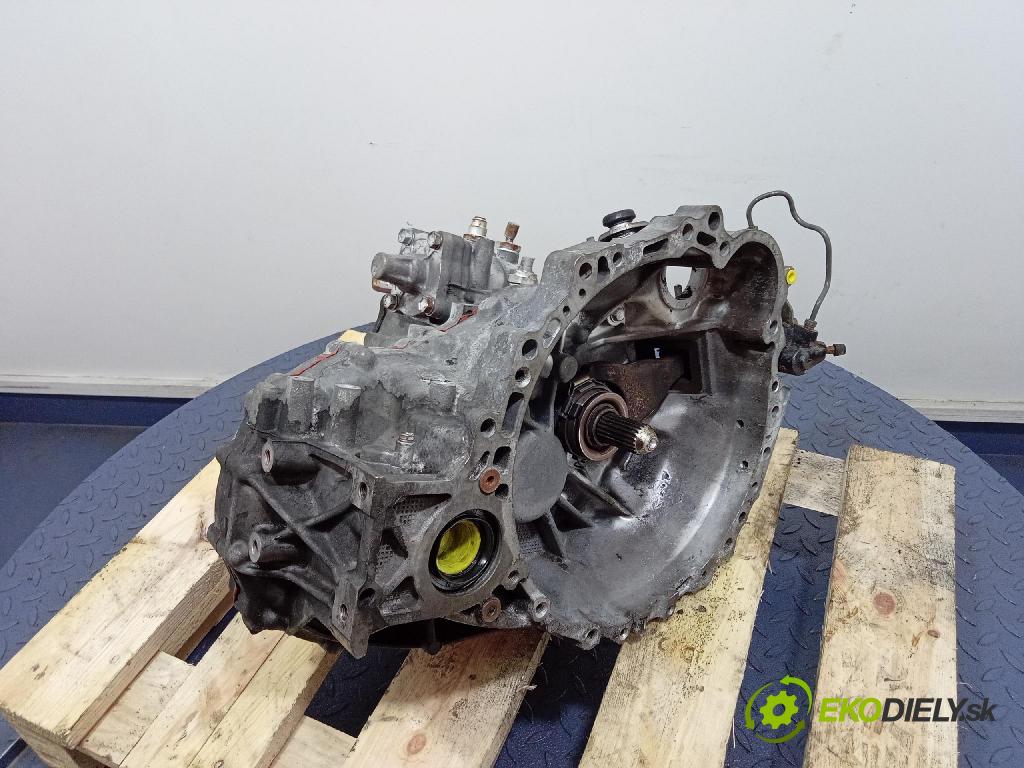 Toyota Avensis 2002 prevodovka Manualna