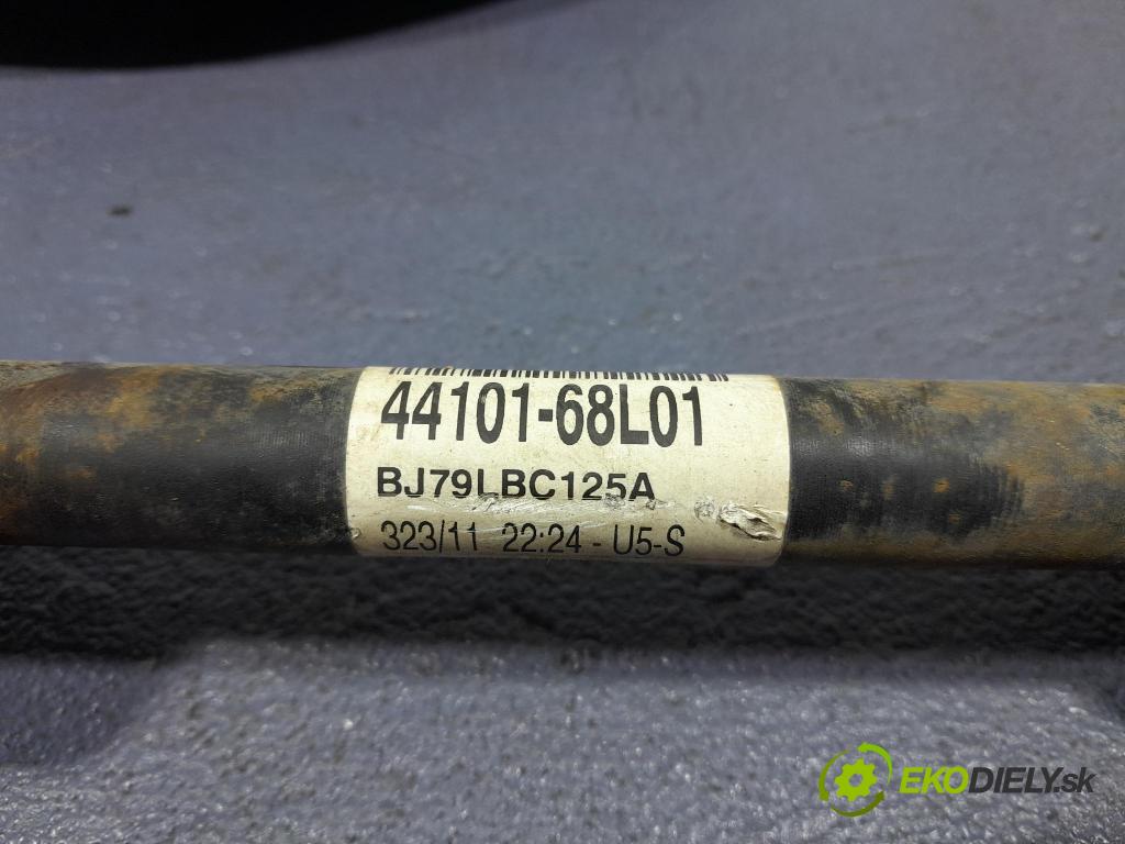 Suzuki Swift 2012 poloos Práva: před 44101-68L01