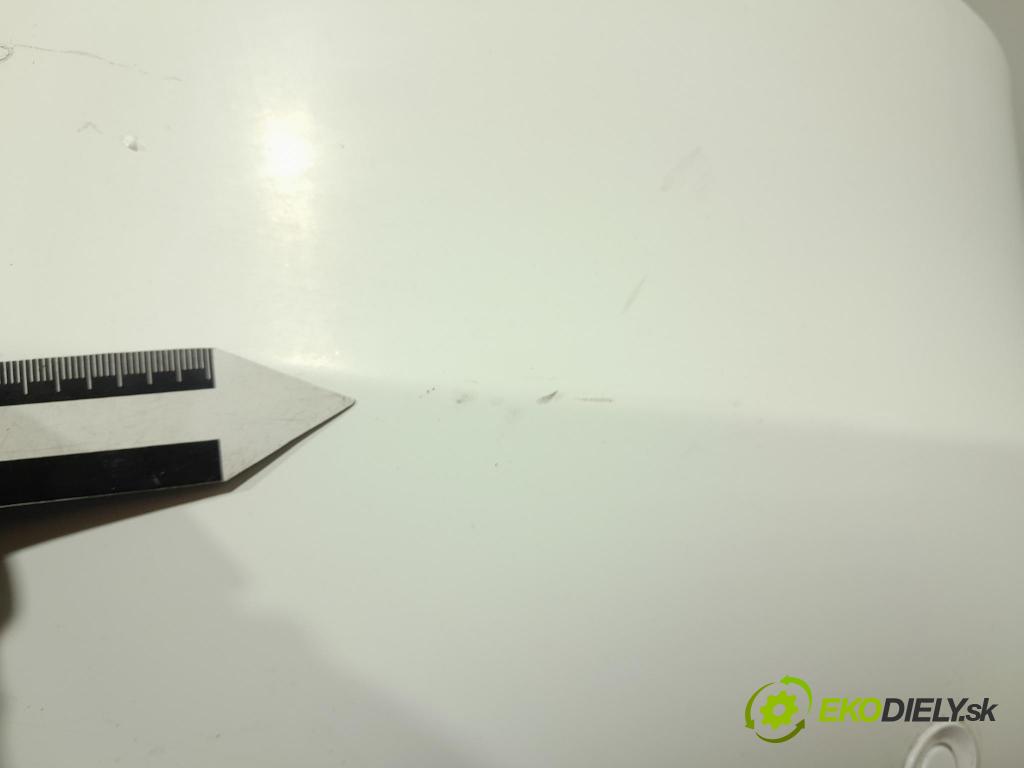 Suzuki Swift 2012 nárazník Zad: