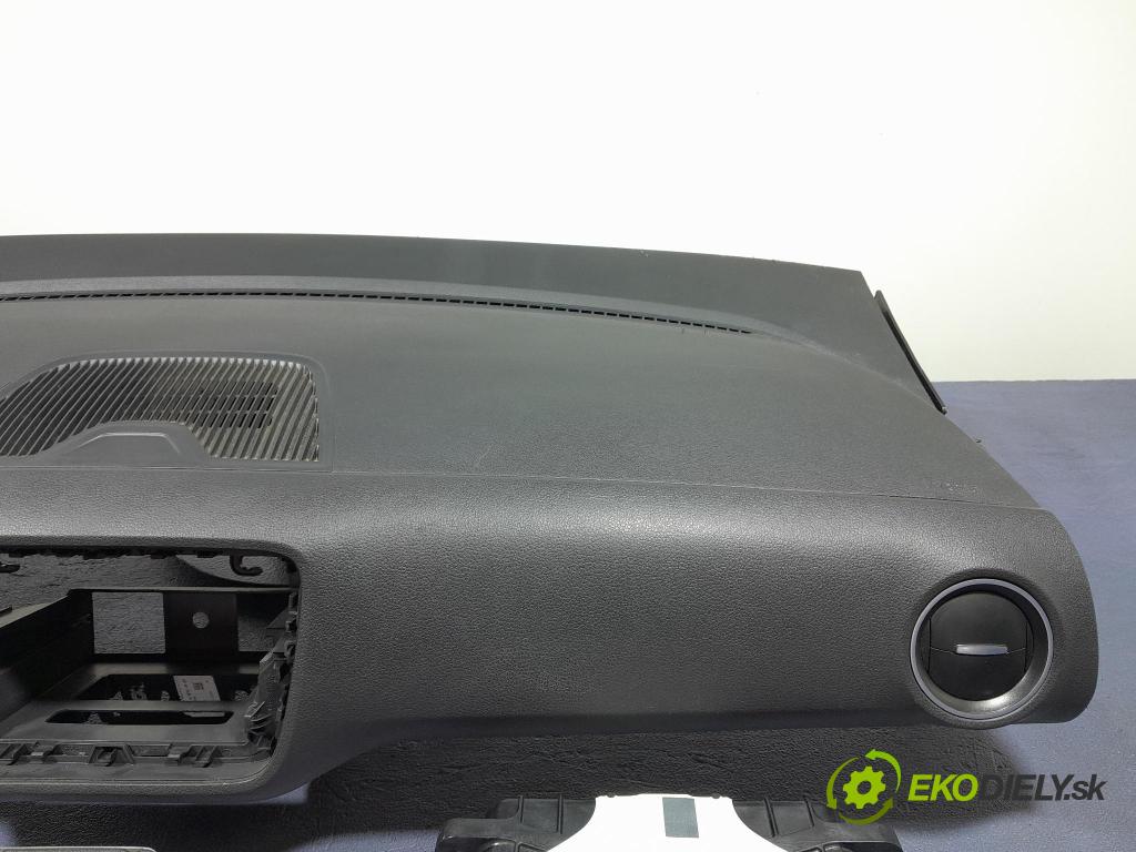 Skoda Citigo 2018 kokpit,pristrojová doska