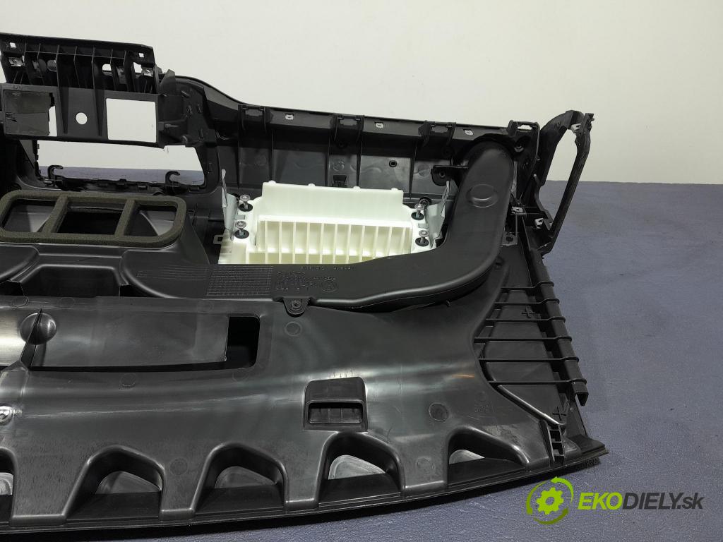 Skoda Citigo 2018 kokpit,pristrojová doska