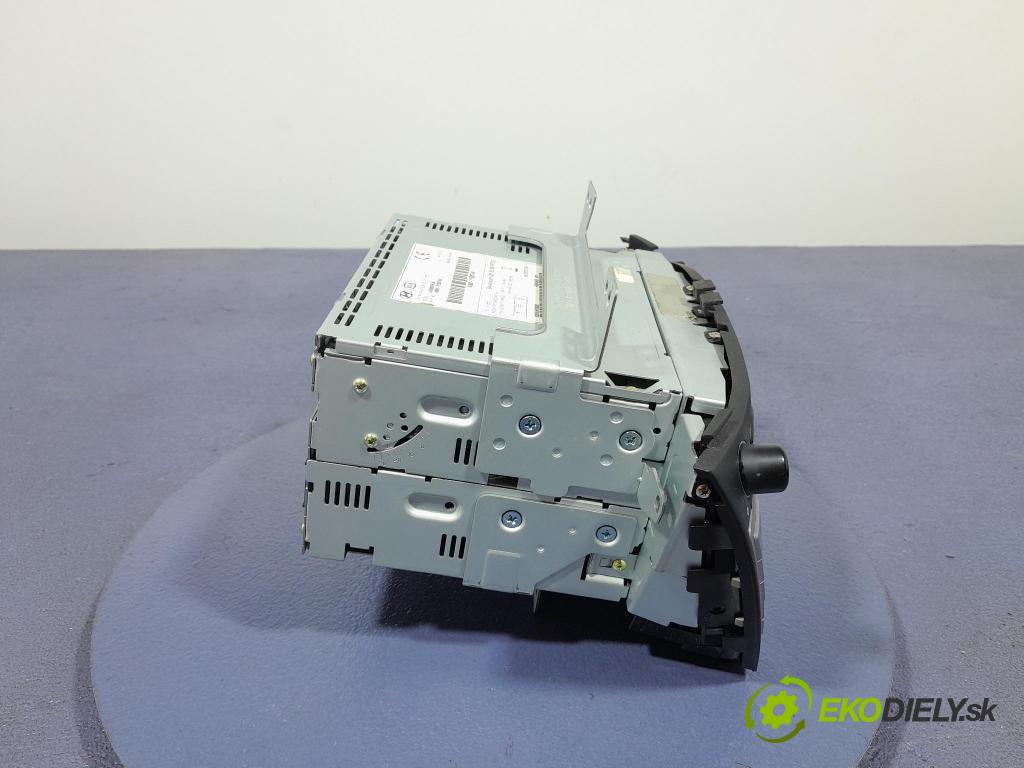 Hyundai Ix35 2011 Radio I Navigácia: 96560-2Y500TAN