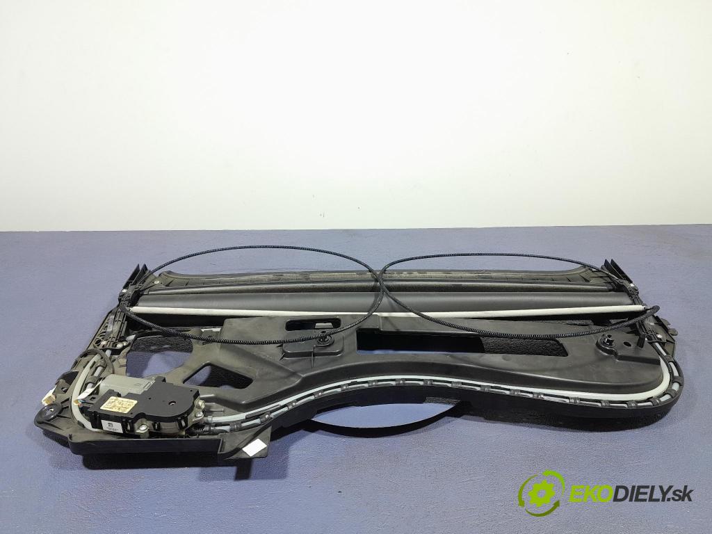 Peugeot 308 2012 Střešní okno: 9675138480