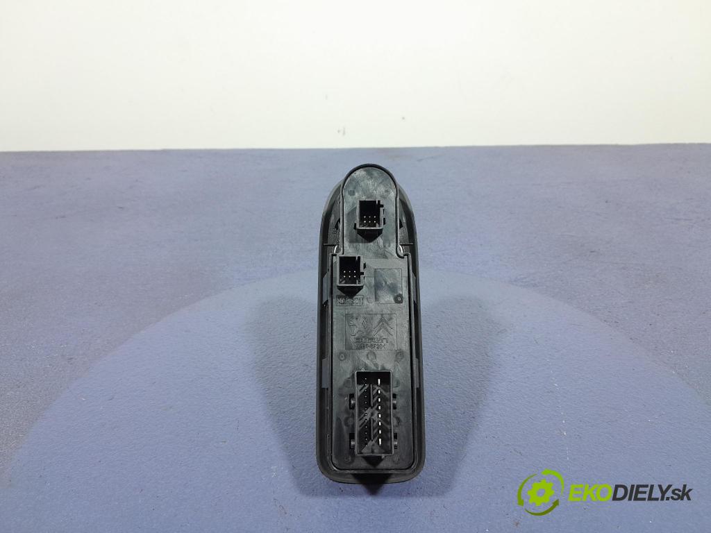 Peugeot 308 2013 prepínač Okná: 96644917XT