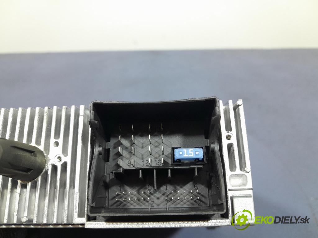 Peugeot 308 2013 Radio I Navigácia: 98067039XN