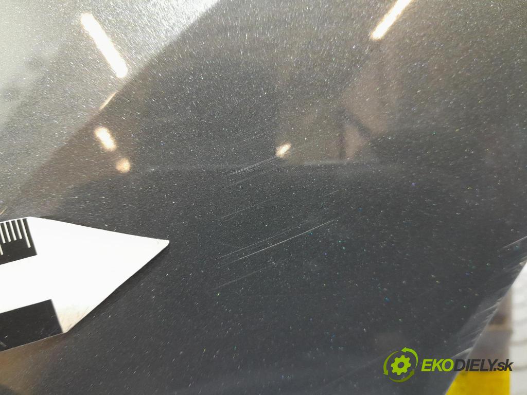 Peugeot 308 2012 blatník Predné Vľavo: