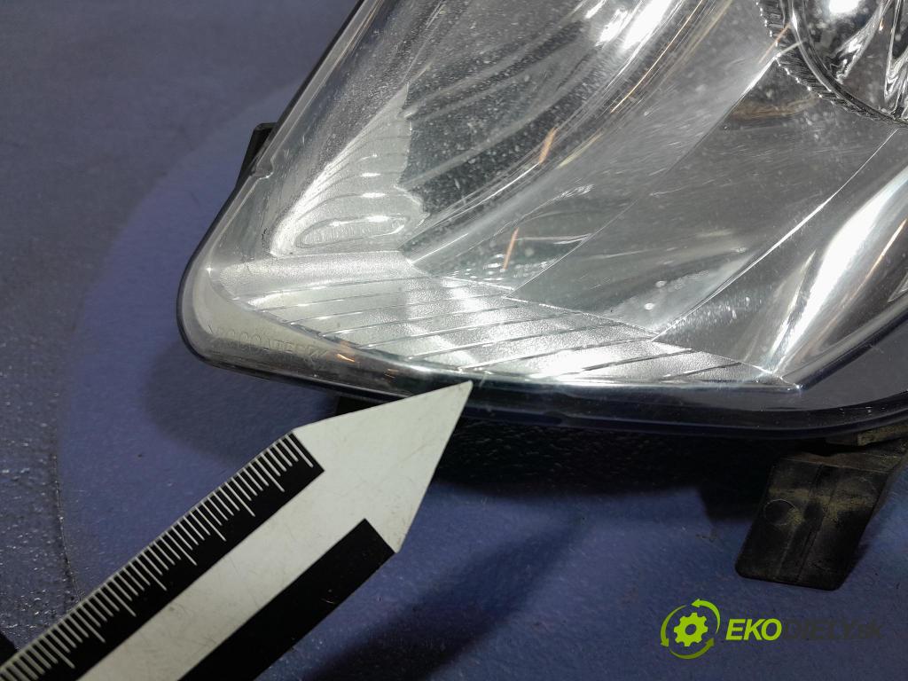 Peugeot 308 2013 Halogen Vľavo: 9674041680