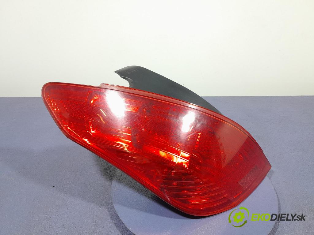 Peugeot 308 2013 svetlo / reflektor zad ľavá Vonkajsia: 9680425780