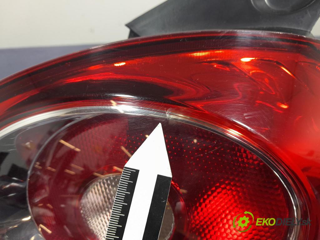 Ford Ka 2015 svetlo / reflektor zad Prava: Vonkajsia: 51793258