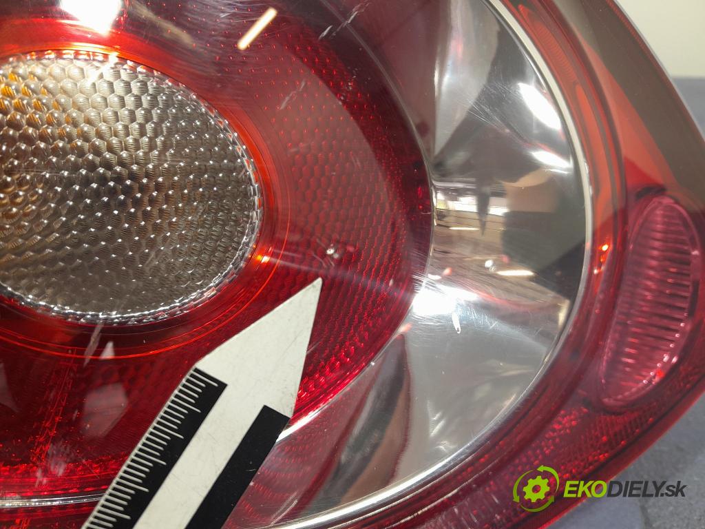 Ford Ka 2015 svetlo / reflektor zad ľavá Vonkajsia: