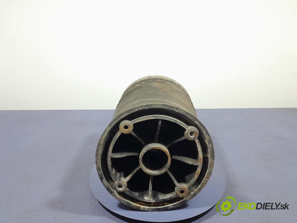 Renault Midlum 2011 airbag Pozastavenia: 