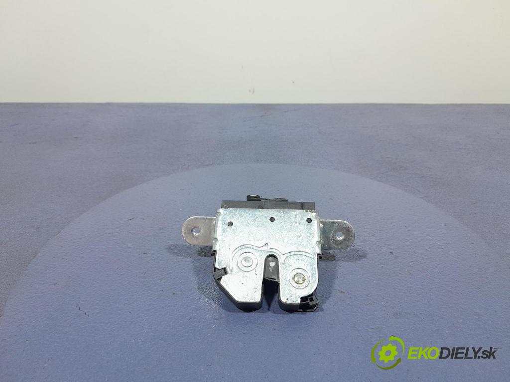 Ford Ka 2015 zámok Klapky: kufra: 51809766