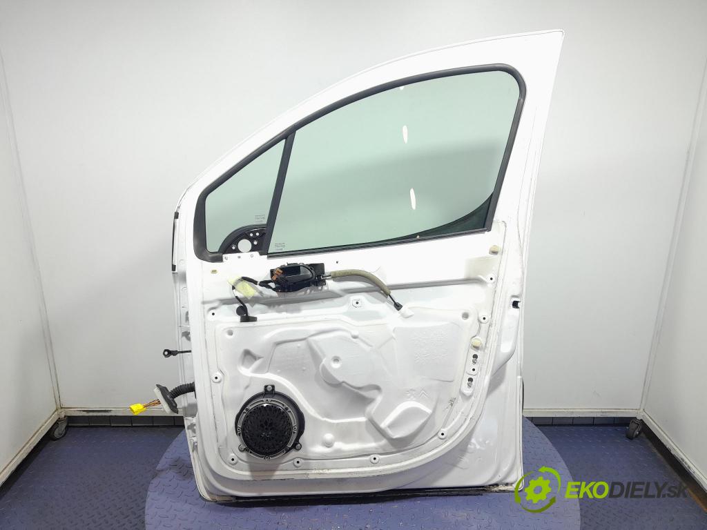 Peugeot Partner 2018 dveře před prave 