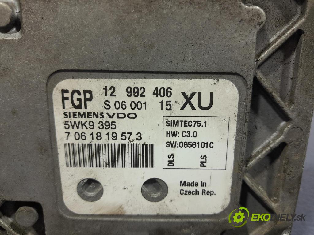 Opel Astra 2007 řídící jednotka Motor: 12992406