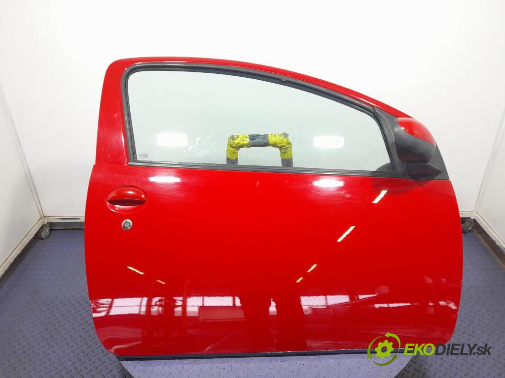 Toyota Aygo 2011 dveře před prave
