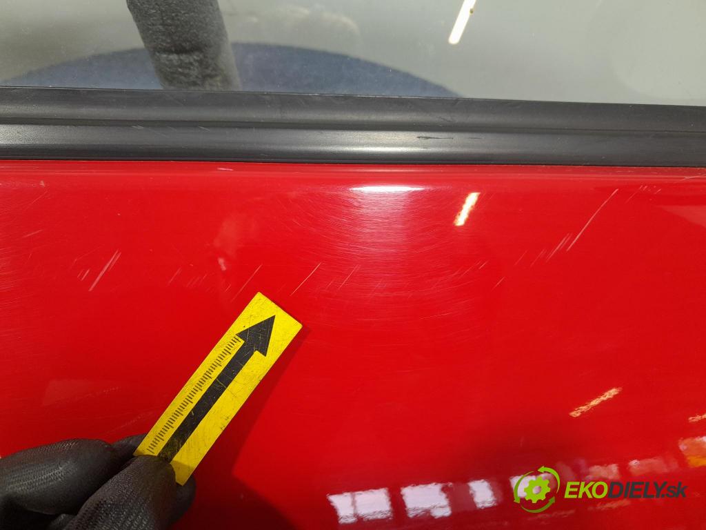 Toyota Aygo 2011 dveře před prave