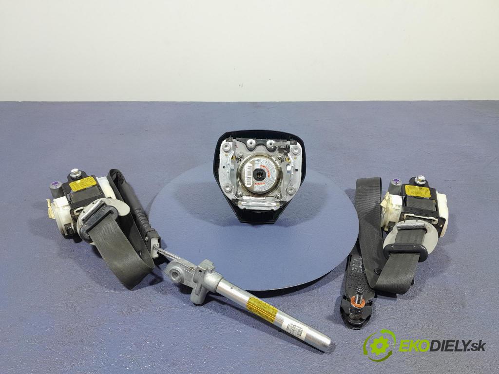 Hyundai Ix35 2011 kokpit,pristrojová doska