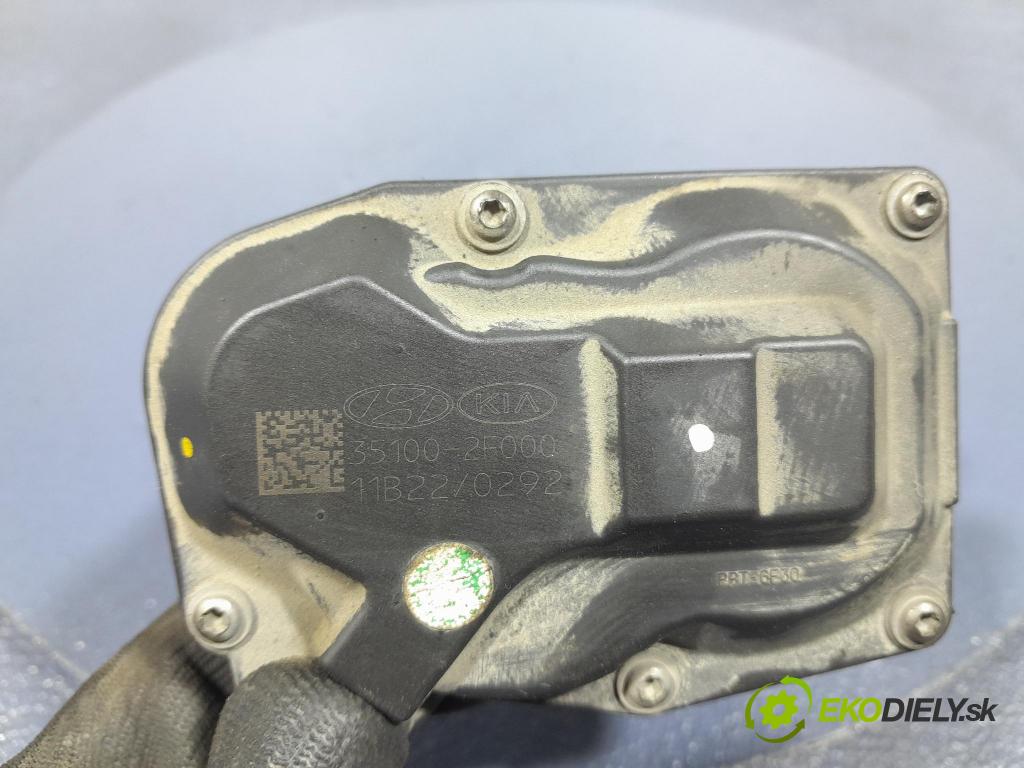 Hyundai Ix35 2011 klapka 35100-2F000