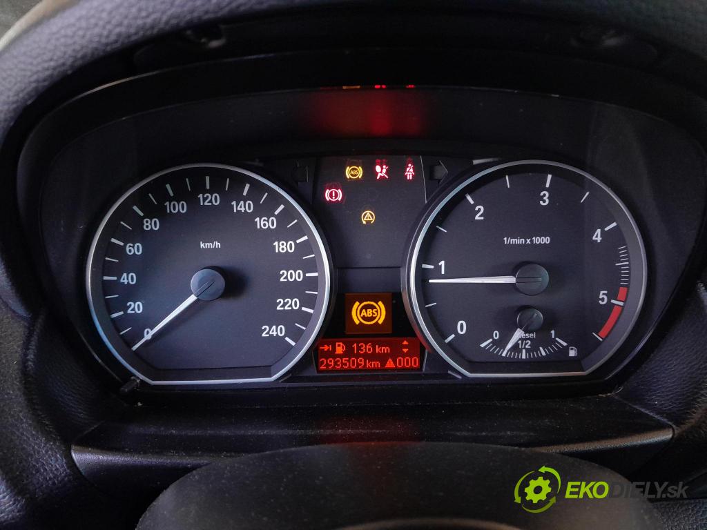 Bmw Seria 1 2007 prístrojovka/ budíky 