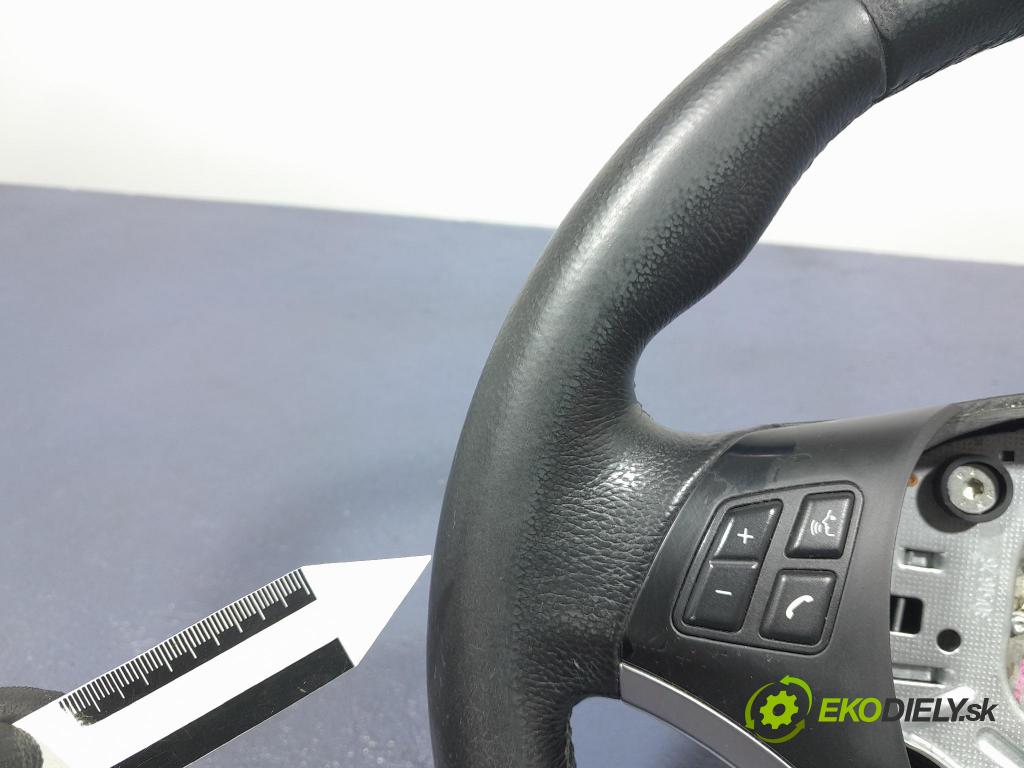 Bmw Seria 1 2007 volant 6769894