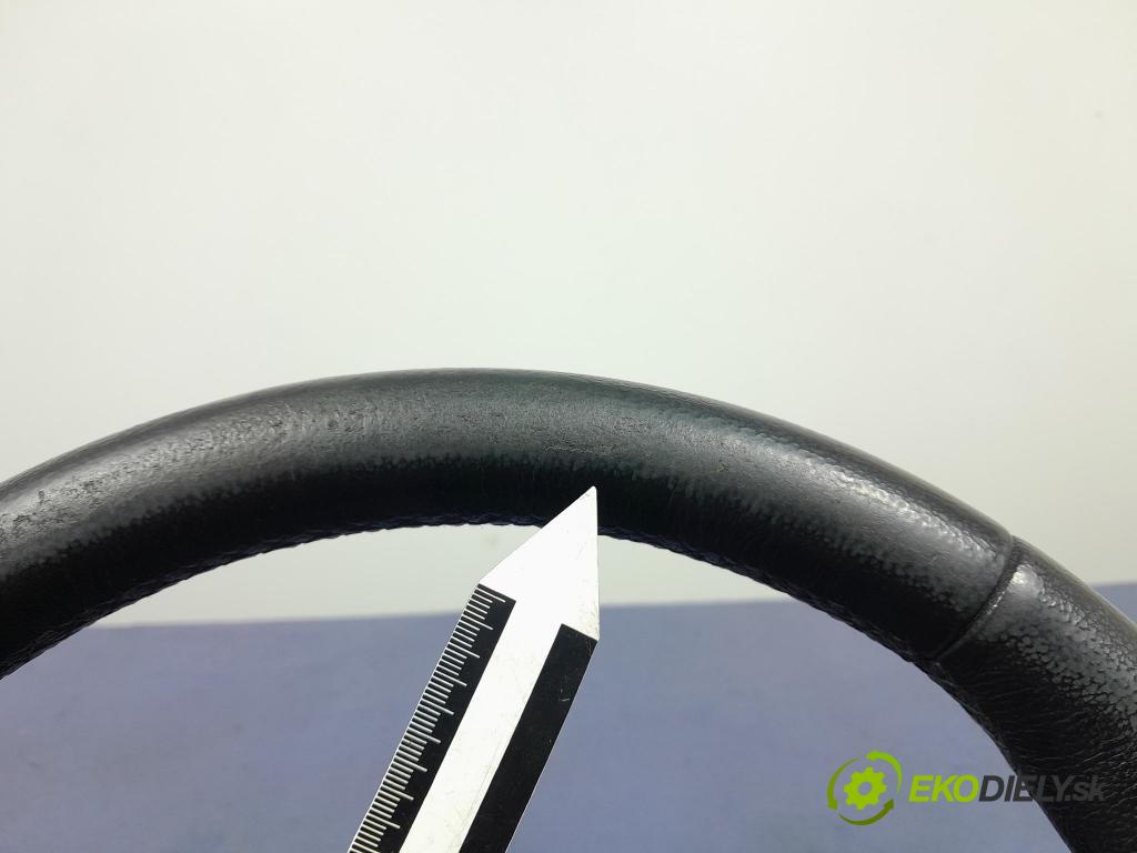 Bmw Seria 1 2007 volant 6769894