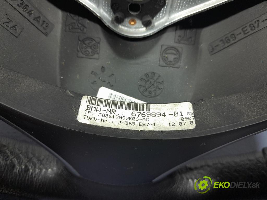 Bmw Seria 1 2007 volant 6769894